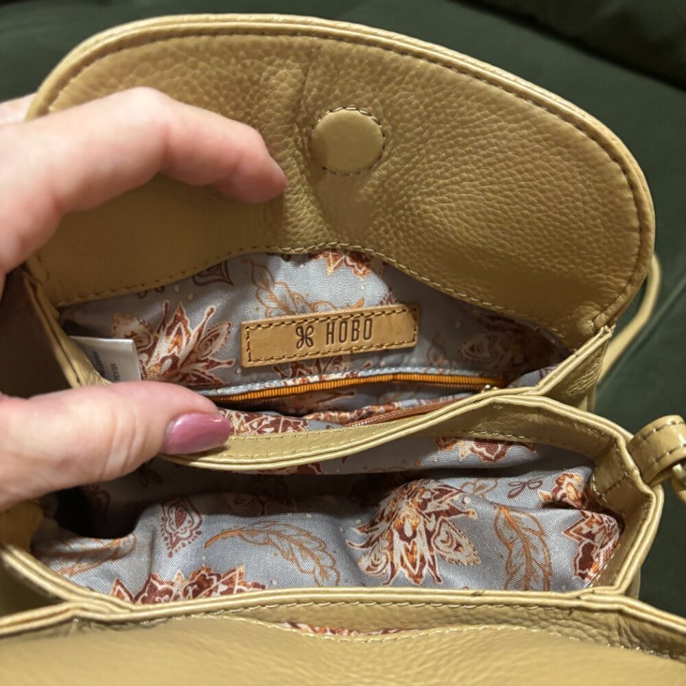 HOBO "Birdie" Crossbody - Picture 4 of 8